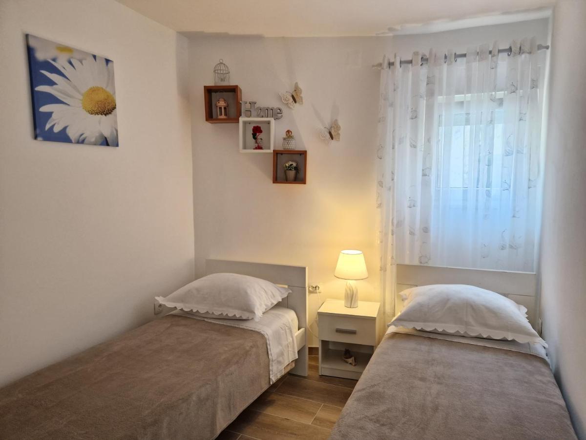 Apartments Duje Split Eksteriør billede